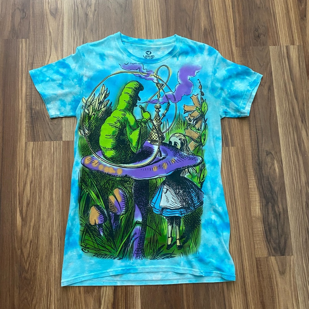 Alice in Wonderland t-shirts size small - Alice and the caterpillar with hookah